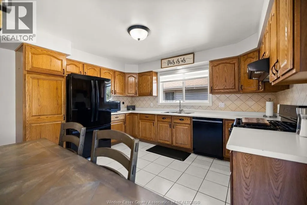 1520 MAPLE