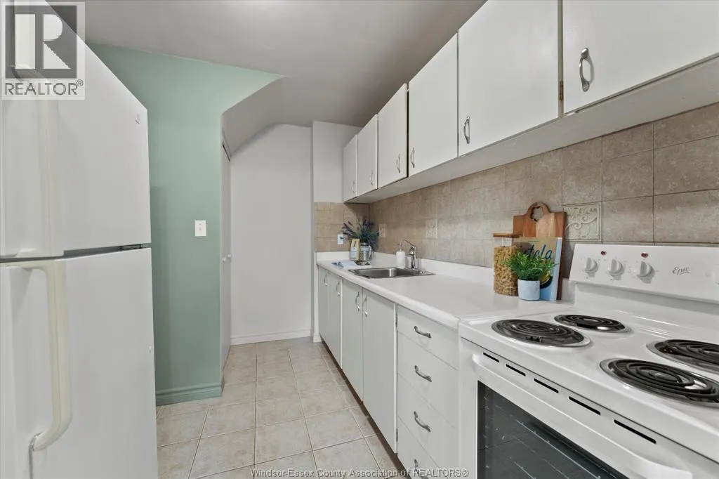 1730 COLUMBIA COURT Unit# 106