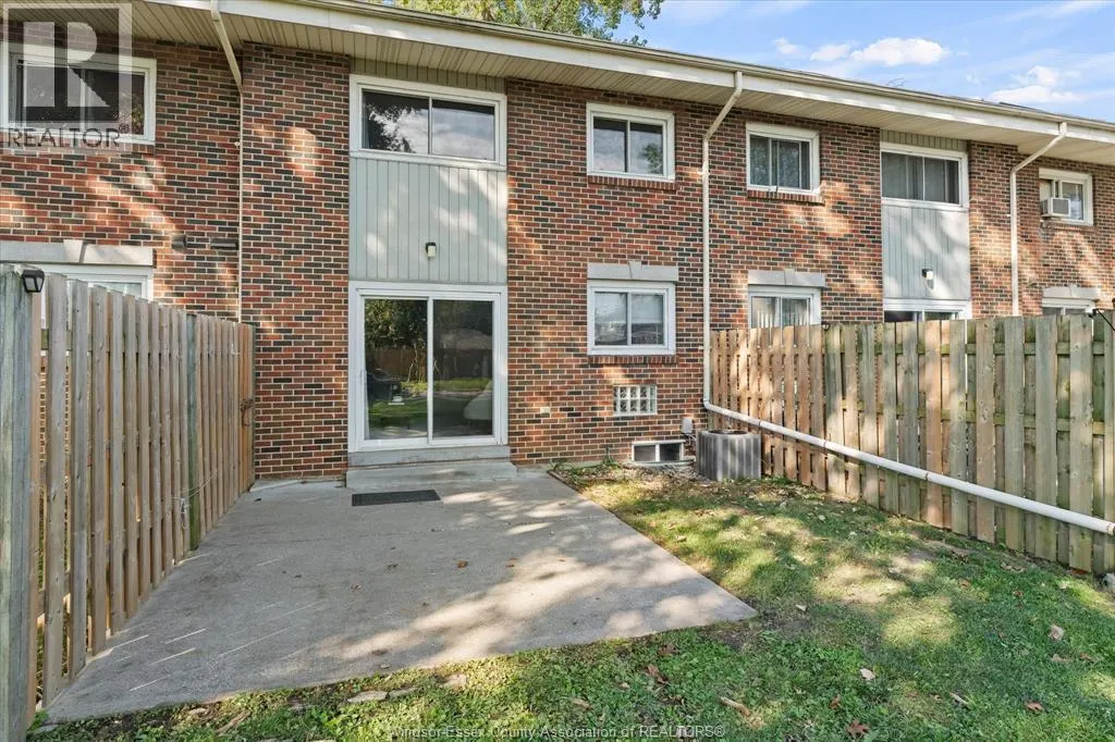 1730 COLUMBIA COURT Unit# 106