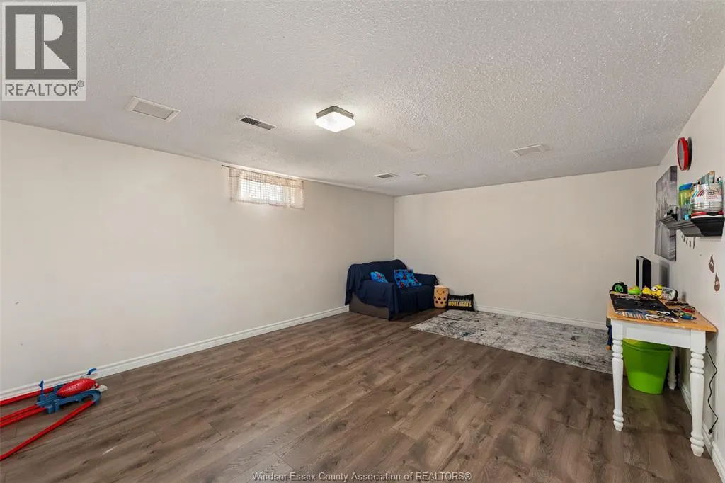 932 REEDMERE ROAD