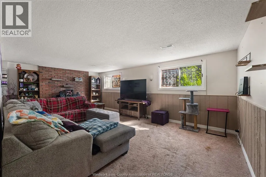 932 REEDMERE ROAD