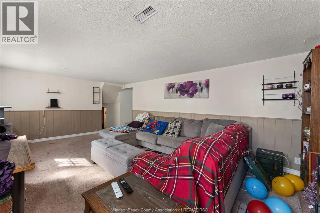 932 REEDMERE ROAD