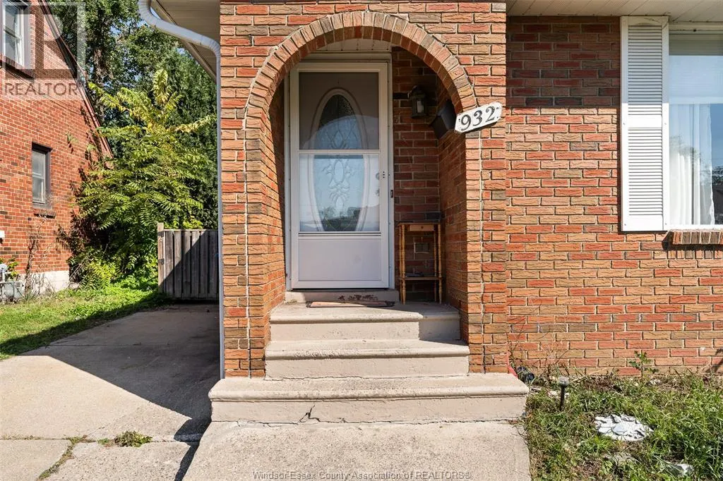 932 REEDMERE ROAD