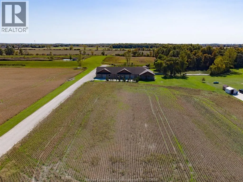 8541 NORTH Sideroad