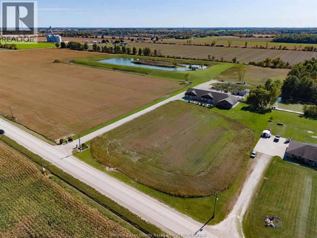 8541 NORTH Sideroad