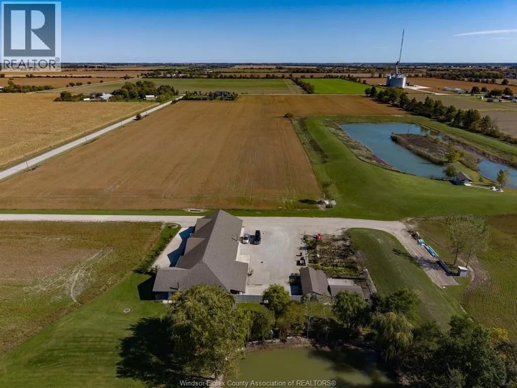 8541 NORTH Sideroad