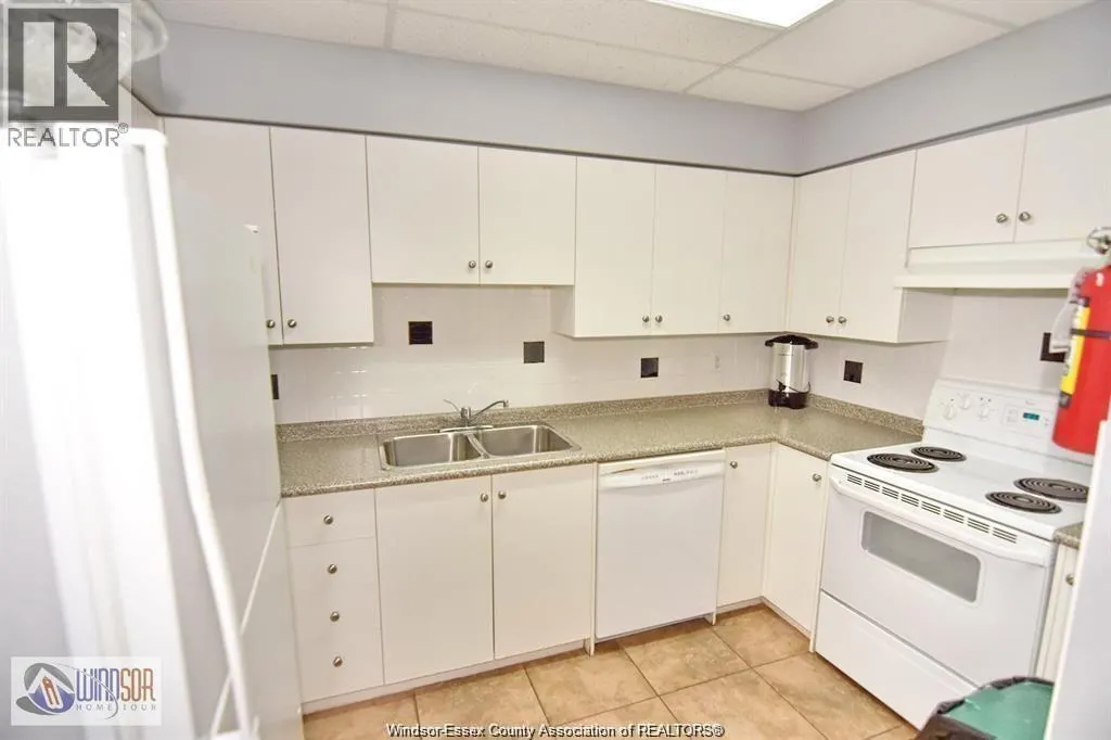4789 RIVERSIDE DRIVE East Unit# 1406