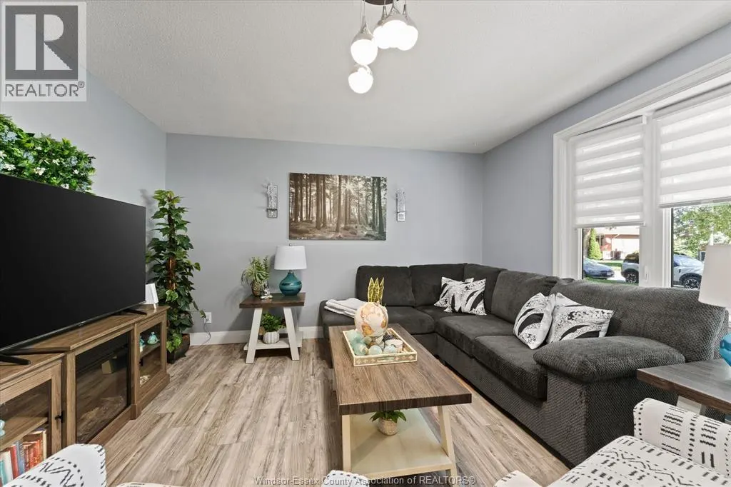 127 BOARDWALK AVENUE