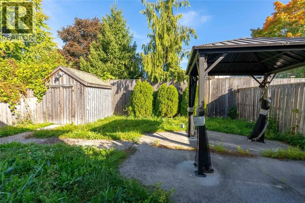 1279 THISTLEDOWN AVENUE