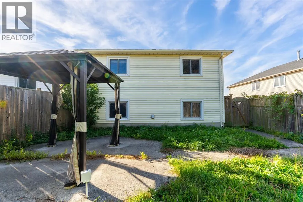 1279 THISTLEDOWN AVENUE