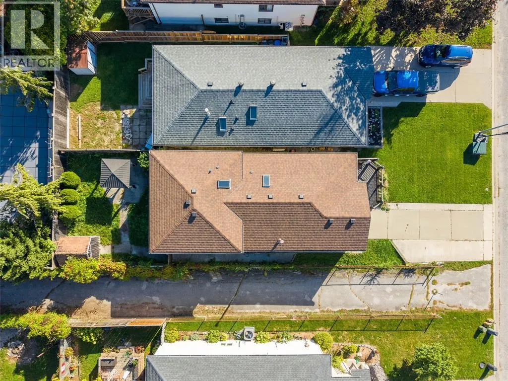 1279 THISTLEDOWN AVENUE