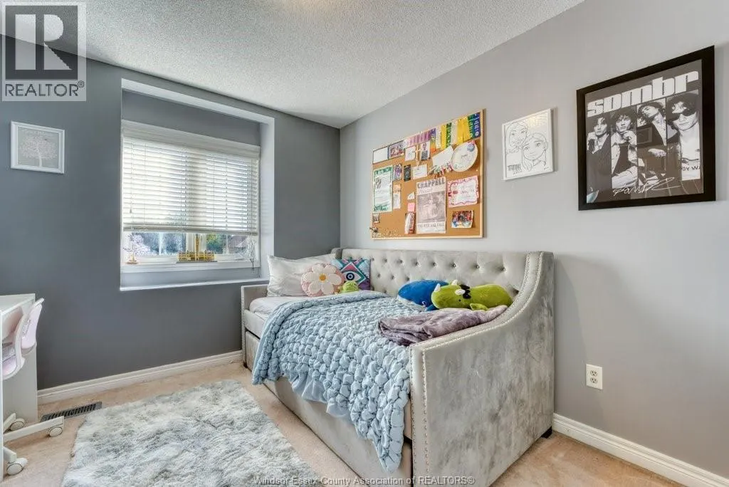 1589 HEATHERGLEN DRIVE