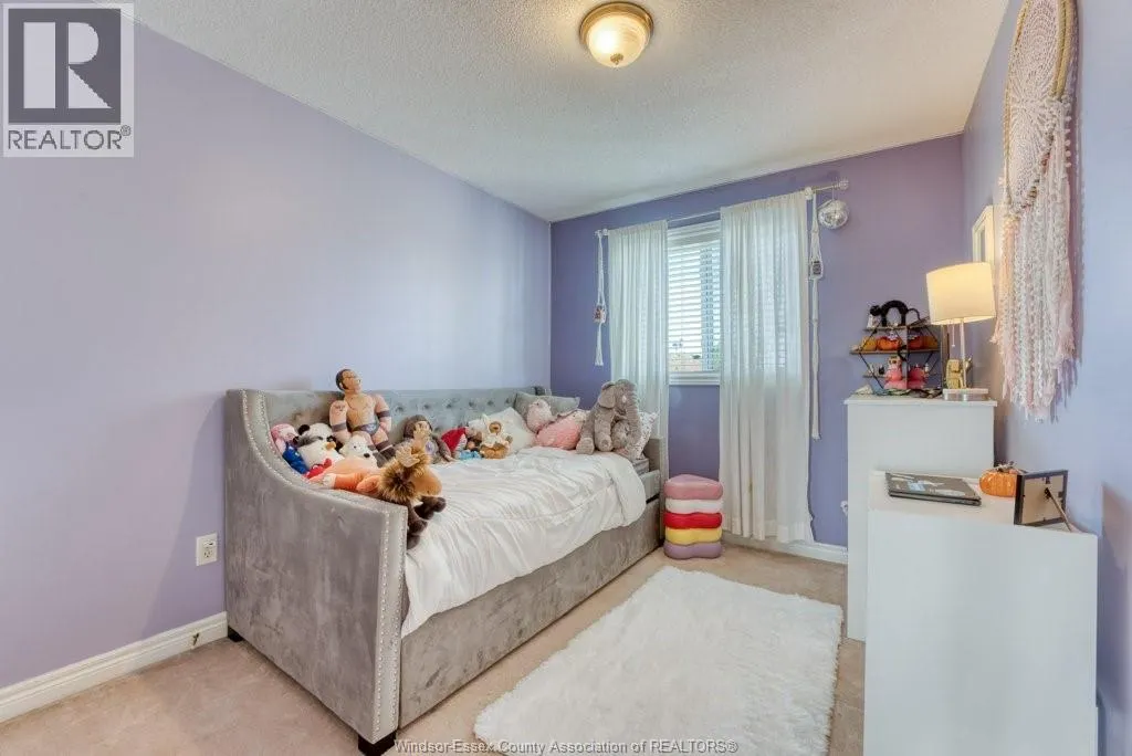 1589 HEATHERGLEN DRIVE