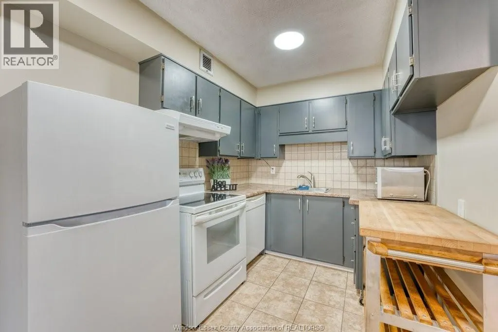 380 PELISSIER STREET Unit# 405