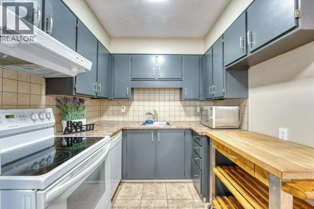 380 PELISSIER STREET Unit# 405