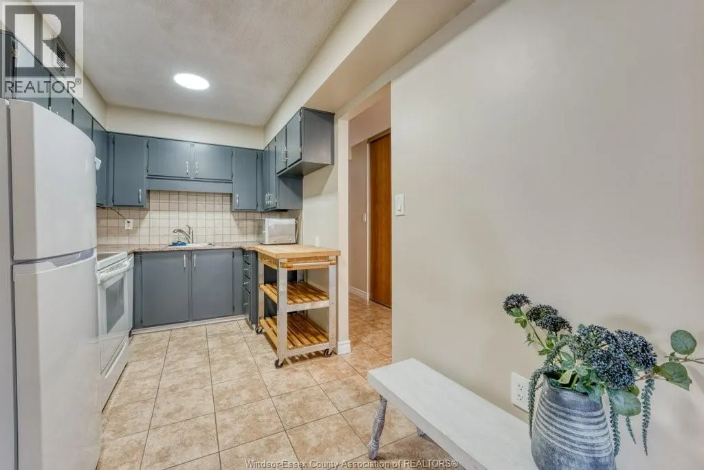 380 PELISSIER STREET Unit# 405