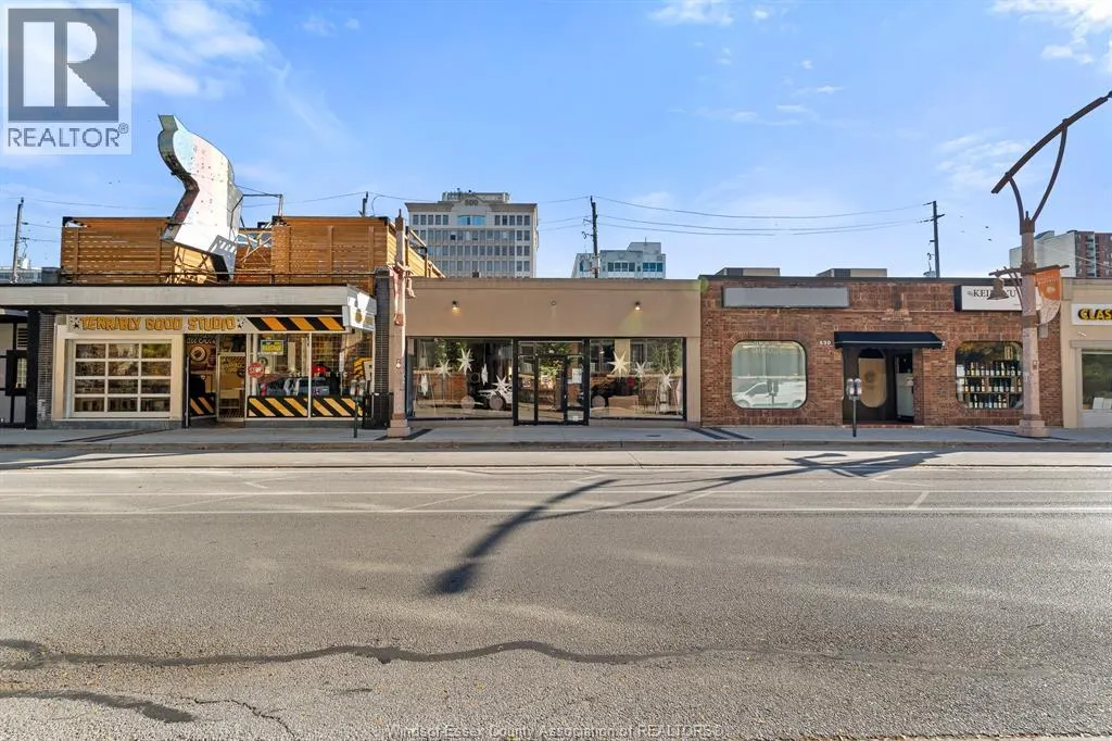 520 Pelissier STREET