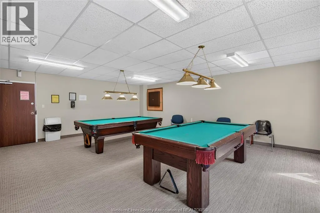 3936 WYANDOTTE STREET East Unit# 810