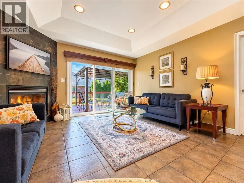 2231 LUXURY