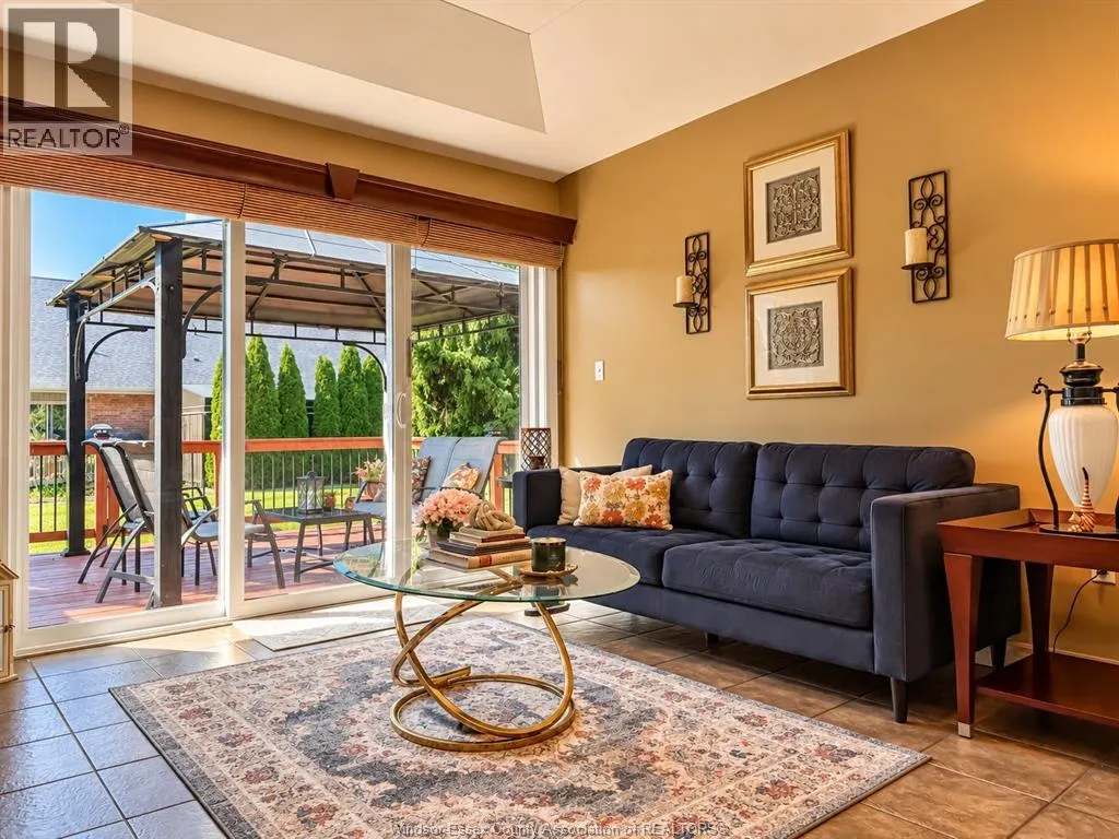 2231 LUXURY