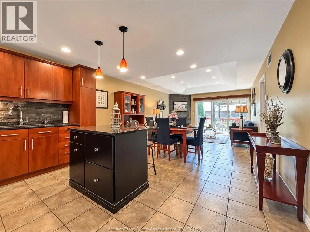 2231 LUXURY