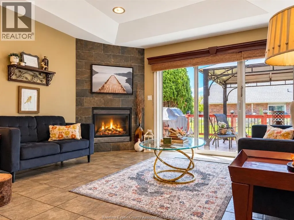 2231 LUXURY