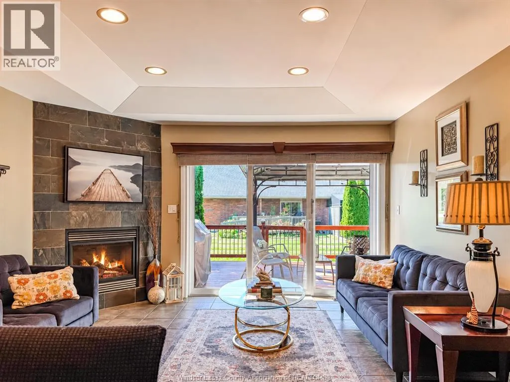 2231 LUXURY
