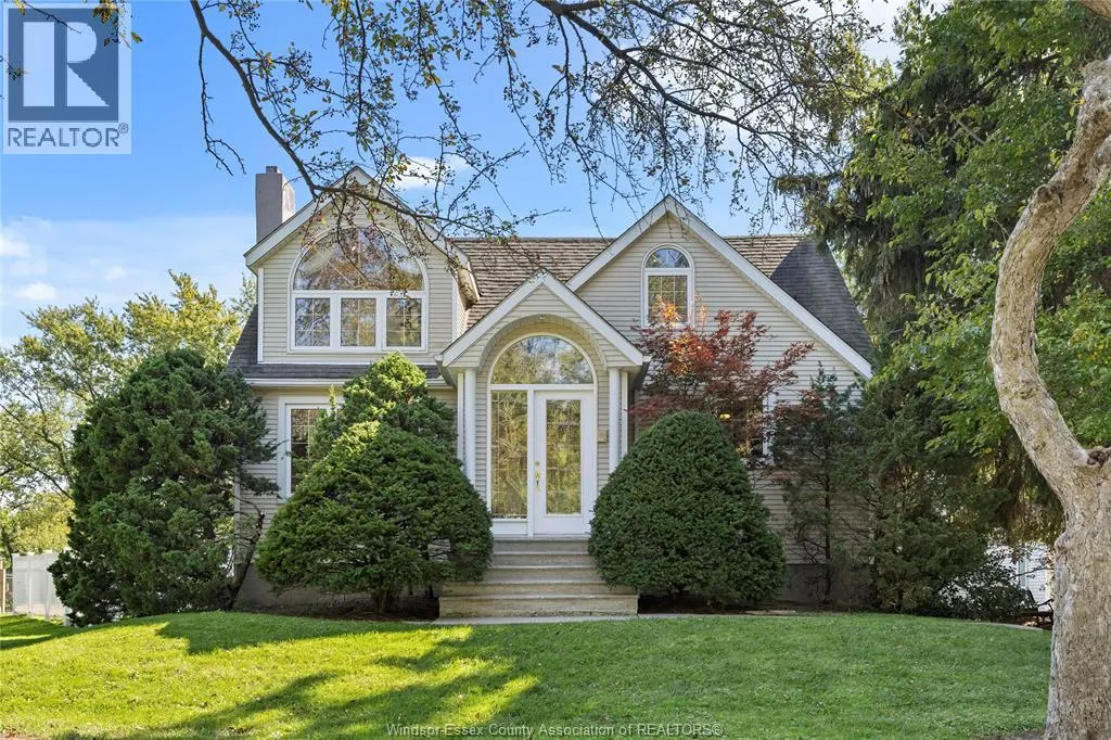 3926 ROSELAND DRIVE West