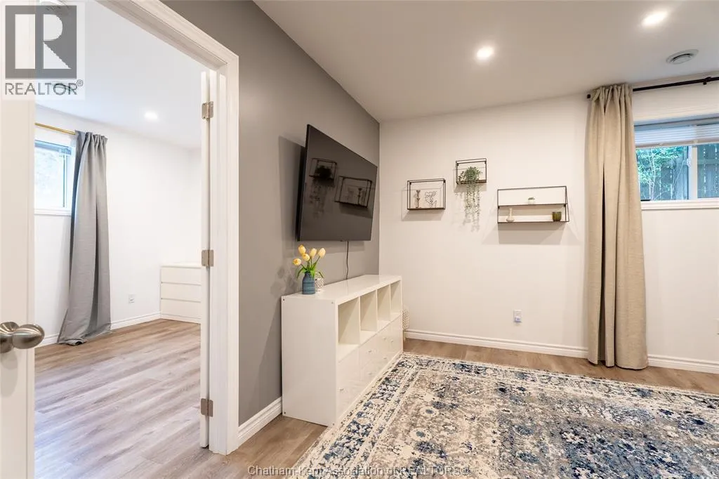 30 St Michael AVENUE