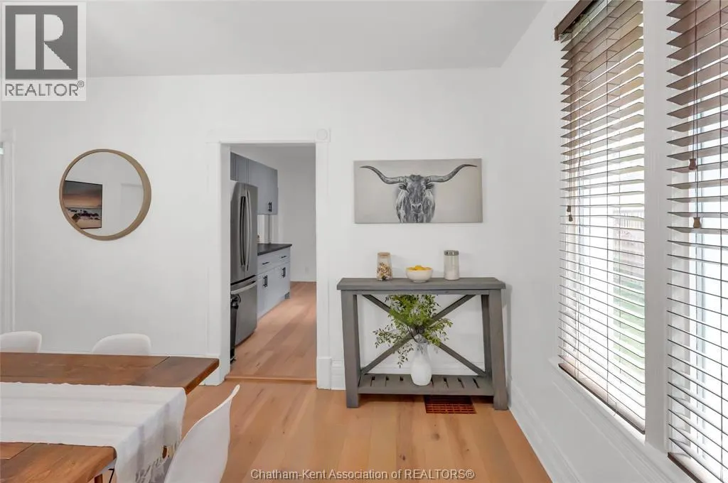 273 St Clair STREET