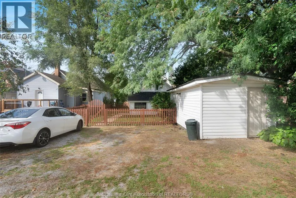 273 St Clair STREET