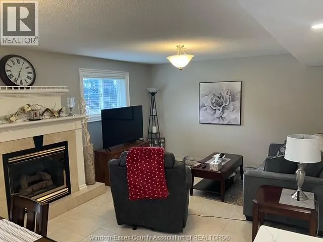 46 INDIANA PLACE