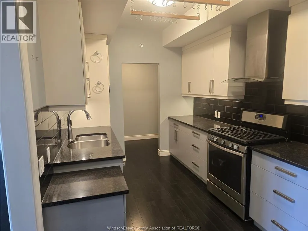 8475 WYANDOTTE STREET East Unit# 410
