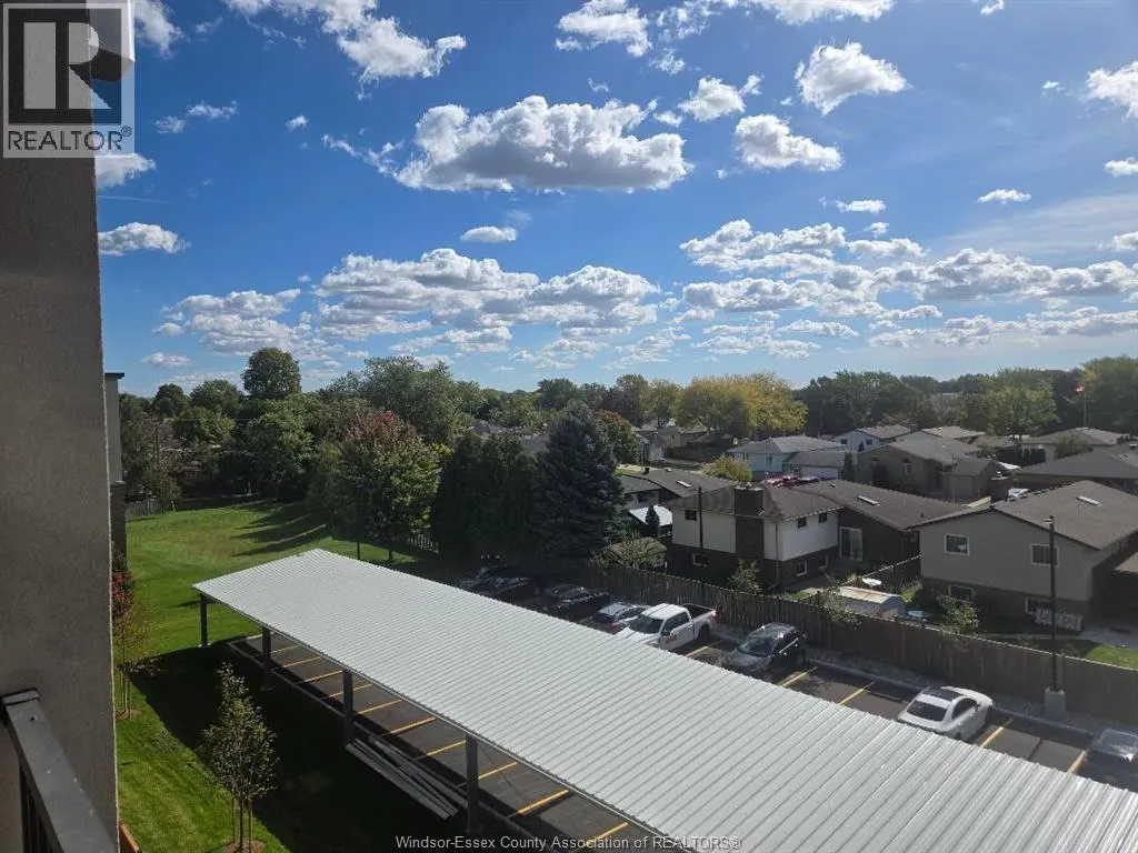 8475 WYANDOTTE STREET East Unit# 410