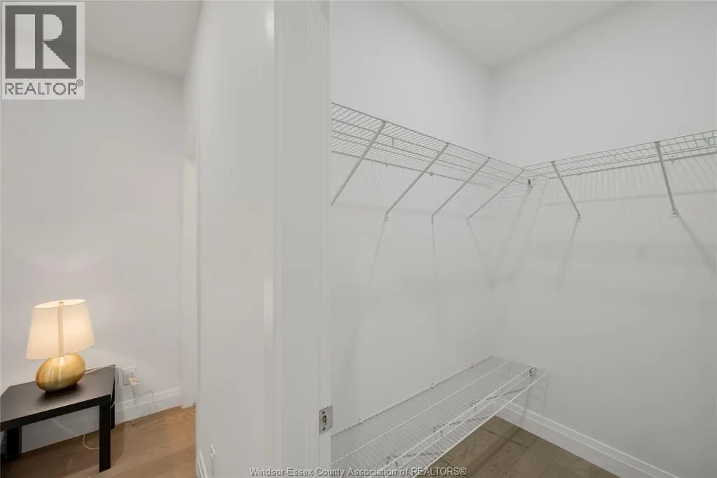 665 ALEXANDRINE STREET