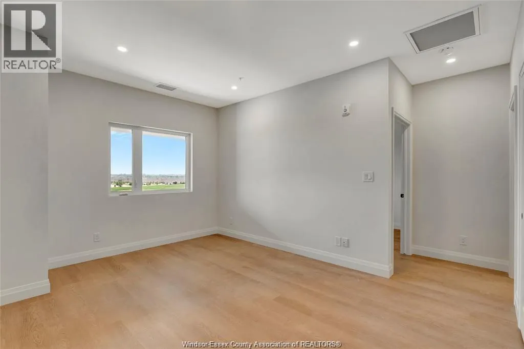 4400 LAURIER Unit# 527