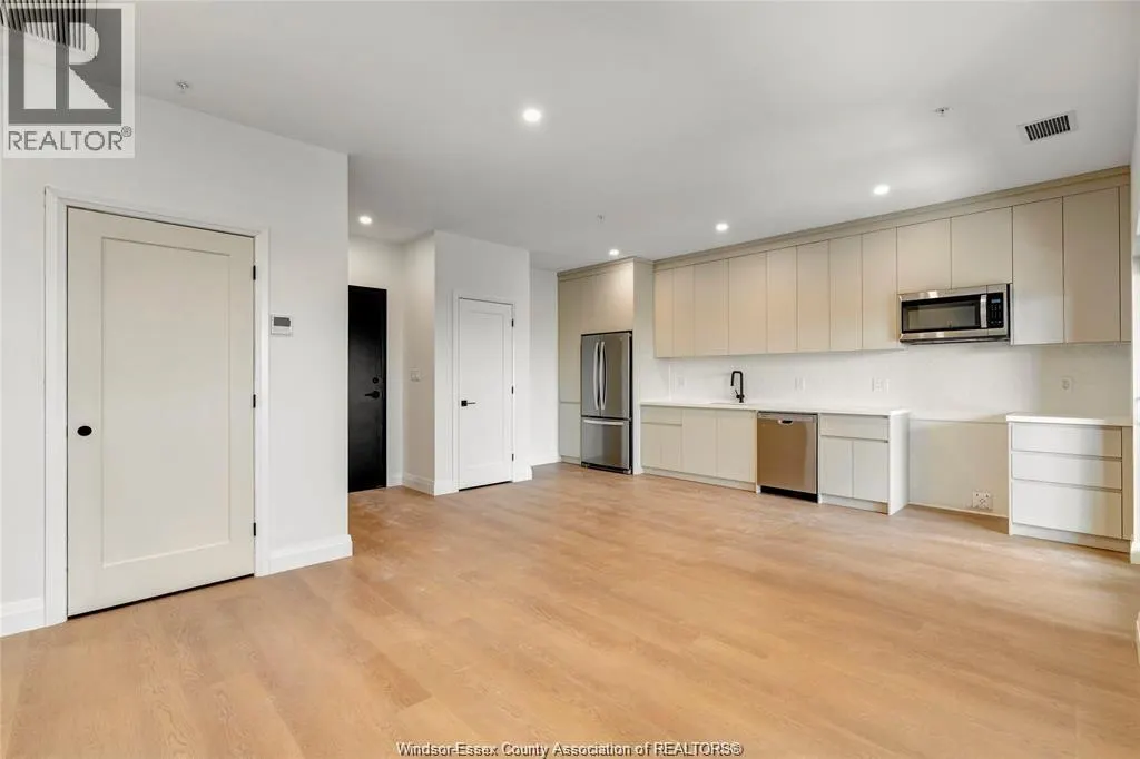 4400 LAURIER Unit# 527