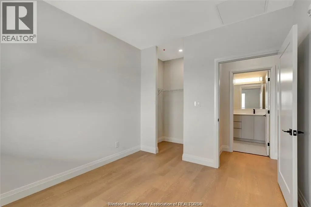 4400 LAURIER Unit# 527