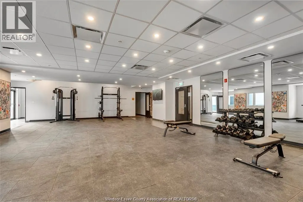 4400 LAURIER Unit# 527