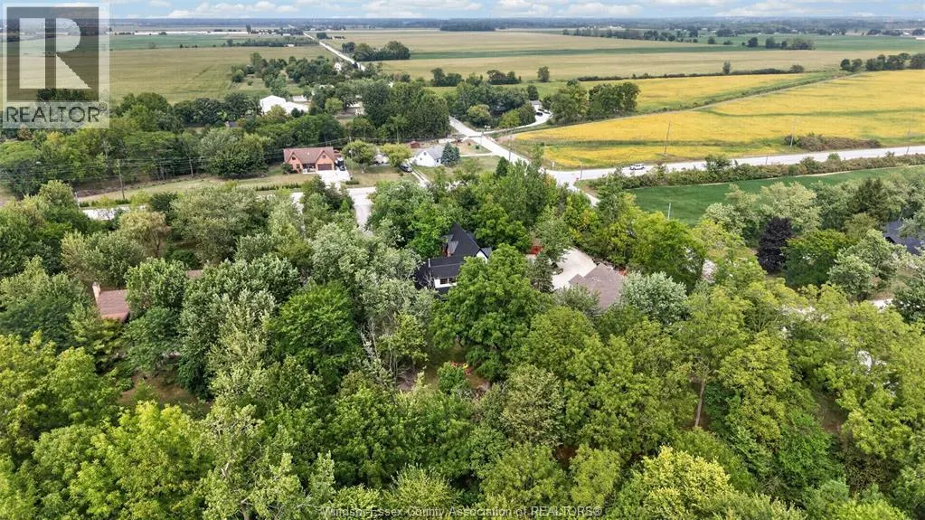 3871 MIDDLE Sideroad