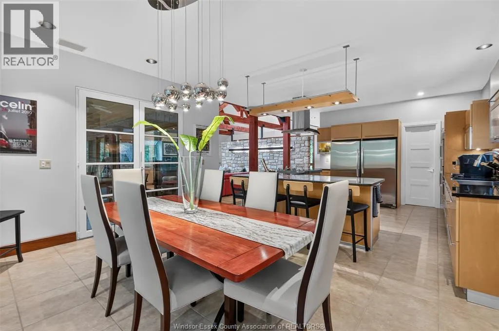 3871 MIDDLE Sideroad