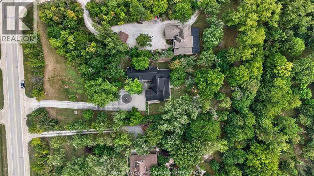 3871 MIDDLE Sideroad
