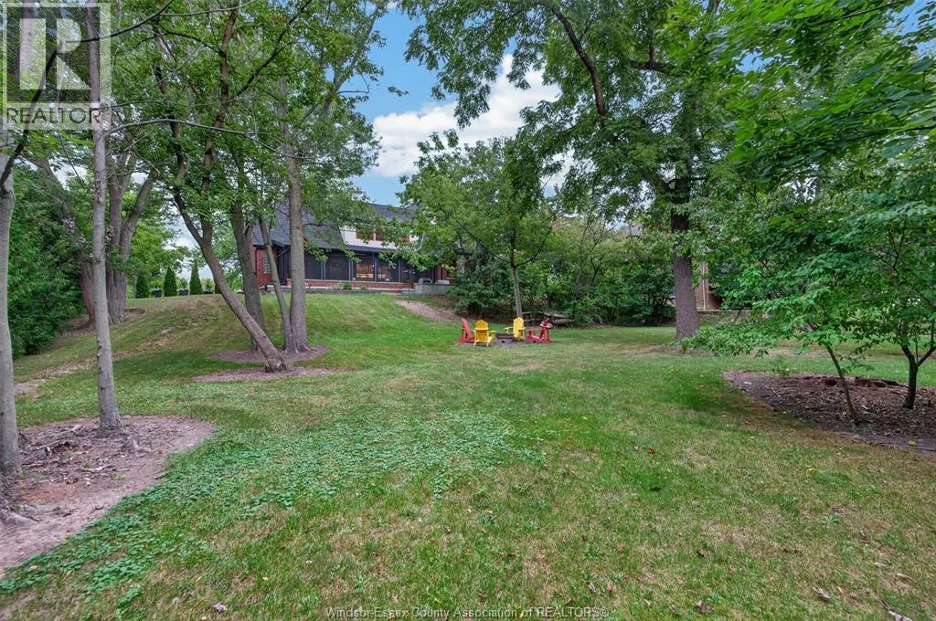 3871 MIDDLE Sideroad