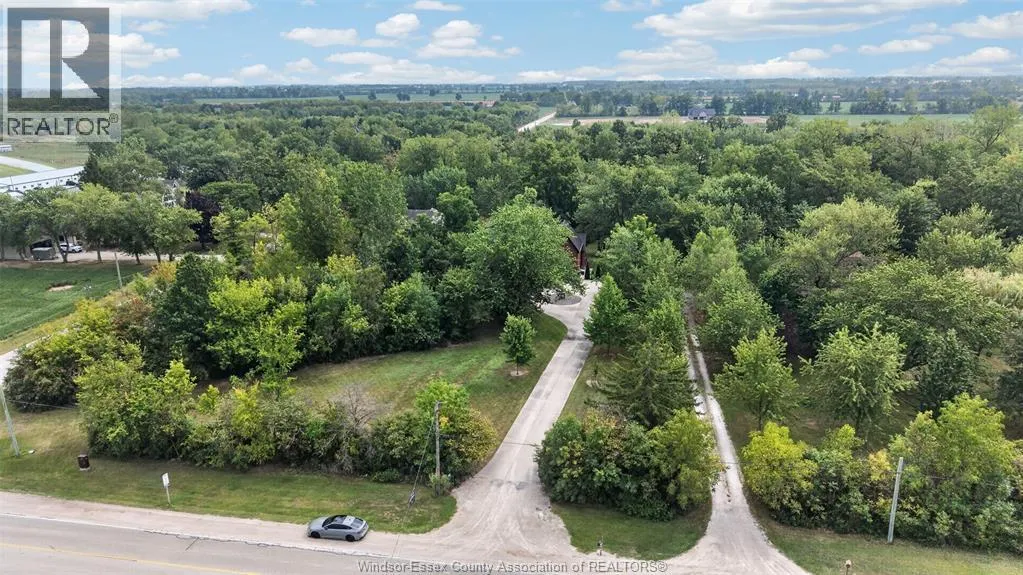 3871 MIDDLE Sideroad