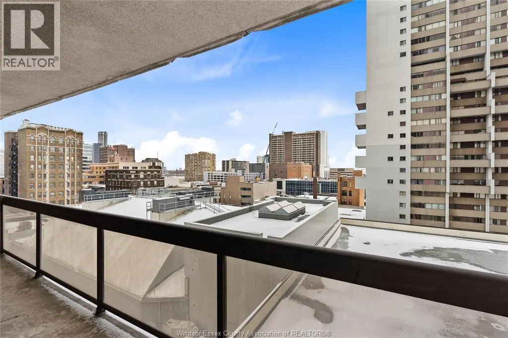 150 PARK Unit# 802