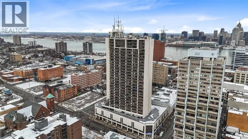 150 PARK Unit# 802