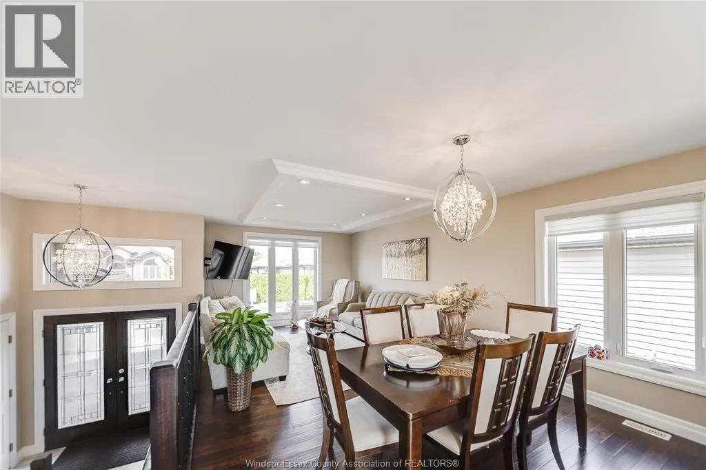 3072 TROUP CRESCENT