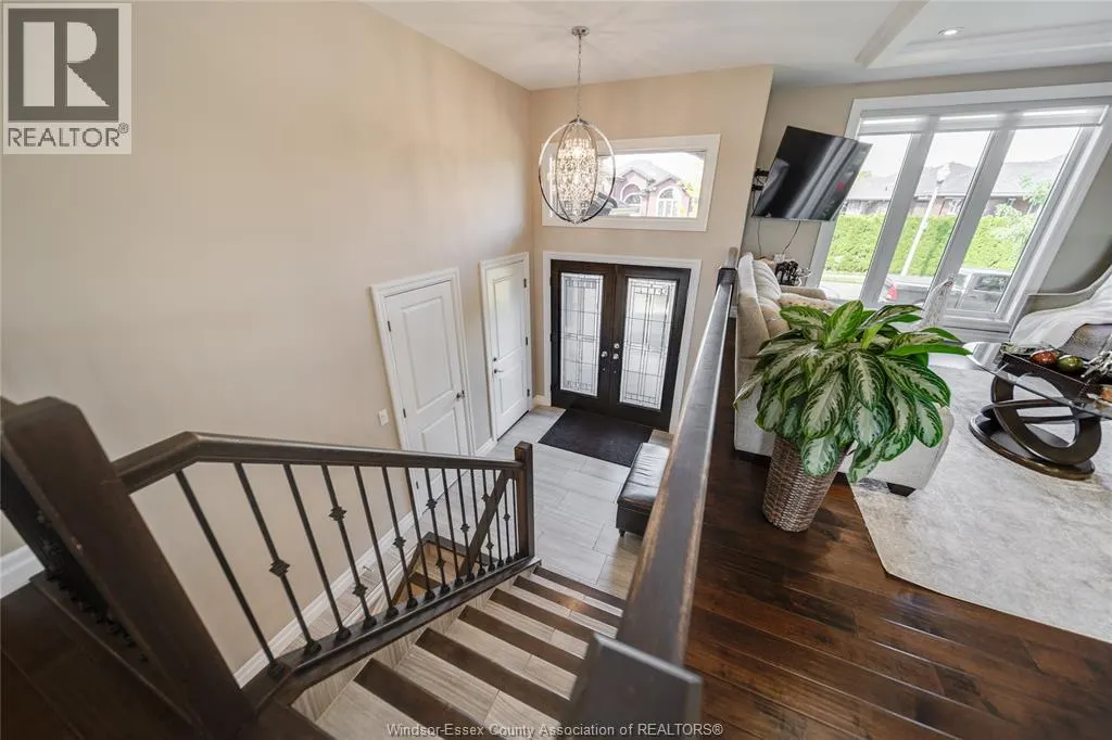 3072 TROUP CRESCENT