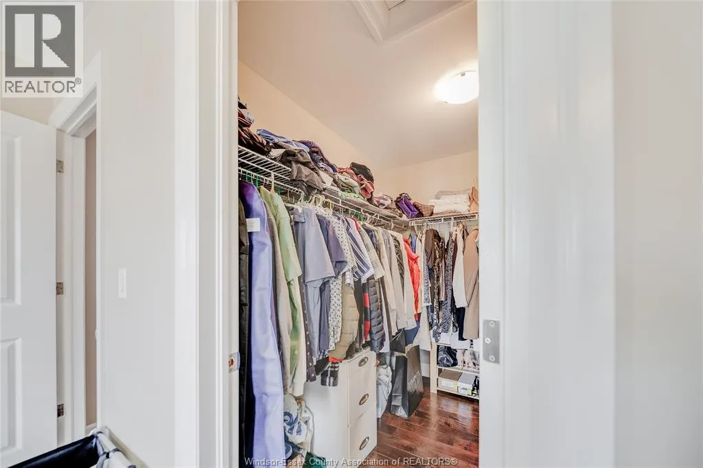 3072 TROUP CRESCENT