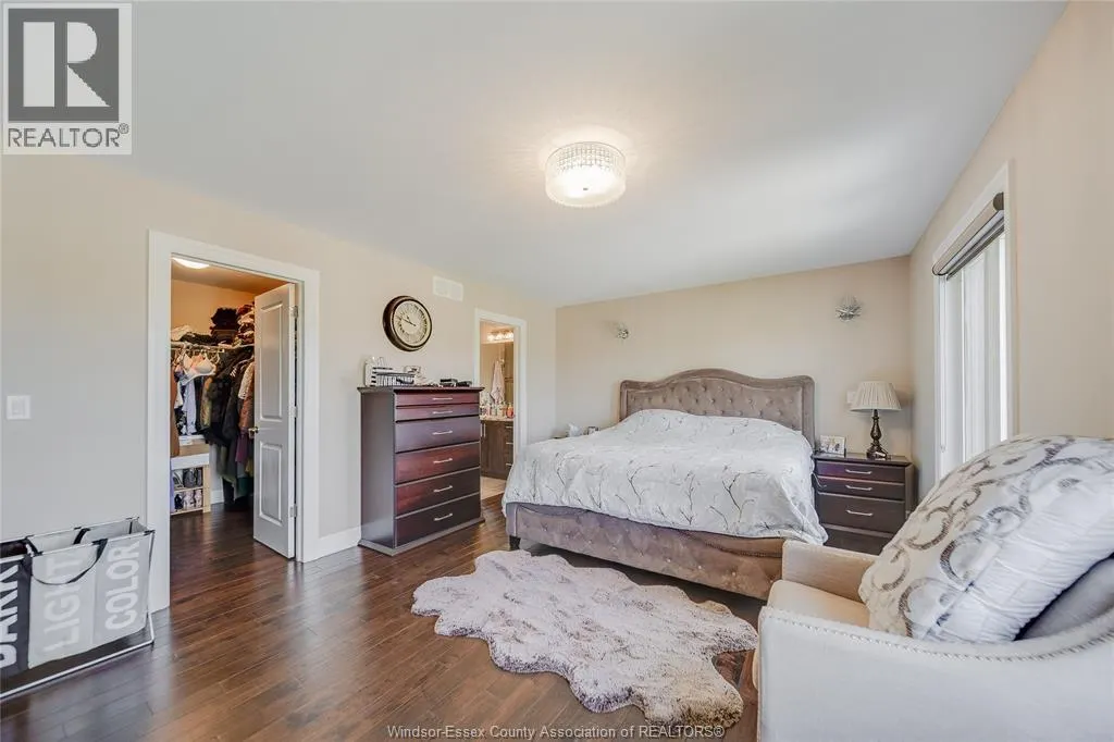 3072 TROUP CRESCENT
